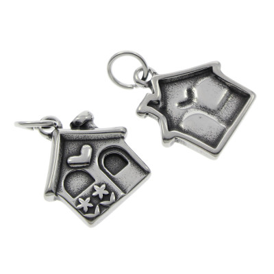 Pendant cottage made of surgical steel