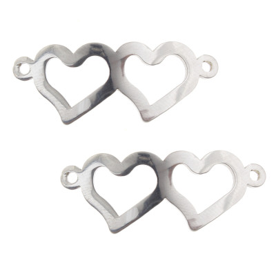 Konektor spojená srdce z chirurgické oceli ve dvou barevných variantách