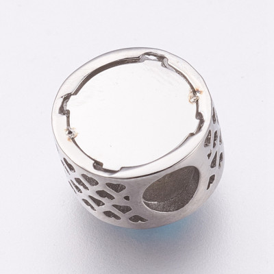 Bead with chatons made of surgical steel