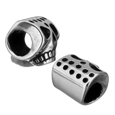 Skull in the shape of a roller made of surgical steel