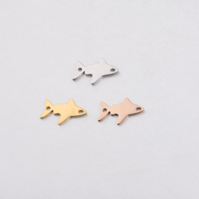 Shark connector in three color versions of surgical steel