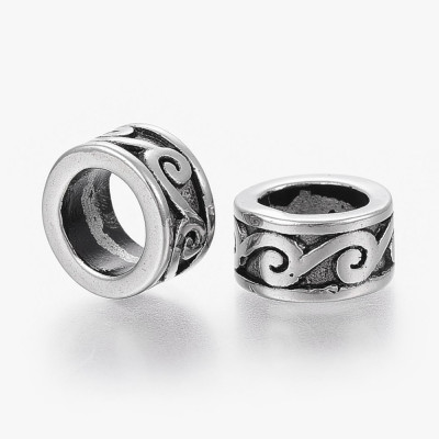 Korálek mezikroužek s ornamentem z chirurgické oceli