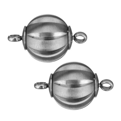 Magnetic fastening bead with eyelets middle surgical steel