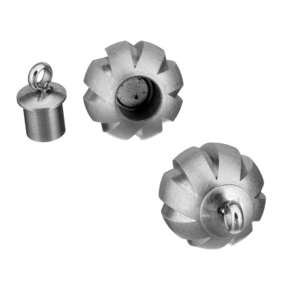 Magnetic fastening bead with eyelets middle surgical steel