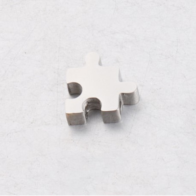 Bead with small threaded puzzle of surgical steel