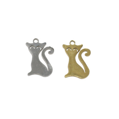 Cat pendant in two color variants surgical steel