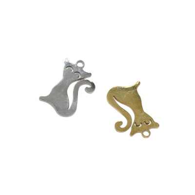 Cat pendant in two color variants surgical steel