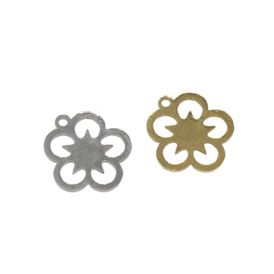Pendant flower in two color variants surgical steel