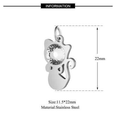 Přívěsek kočka se šatonovou růží barvy Crystal ve dvou barevných kombinacích chirurgická ocel