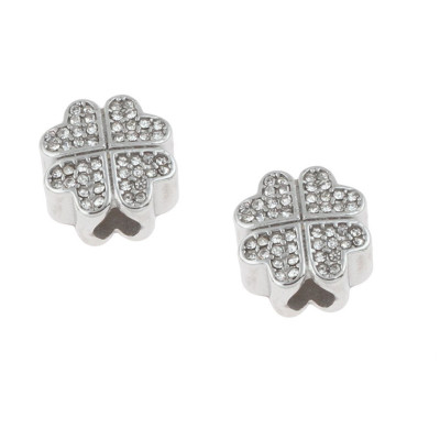 Beads of quatrefoil with surgical steel crystal chatons