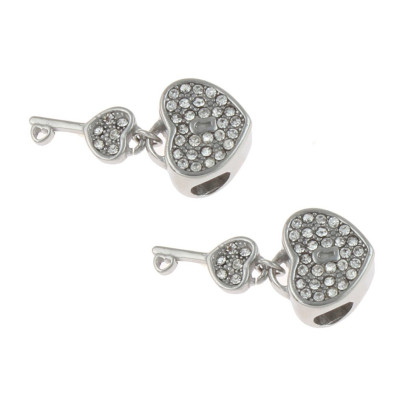 Heart bead with crystal chatons with a surgical steel key