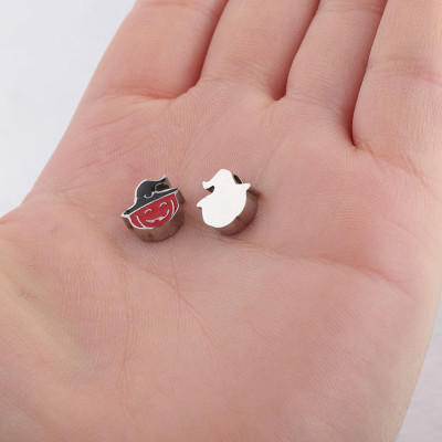 Bead pumpkin with a surgical steel hat