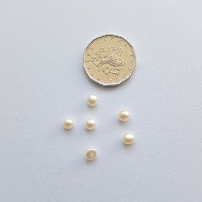 Perla sladkovodní bílá 4 - 4,5mm