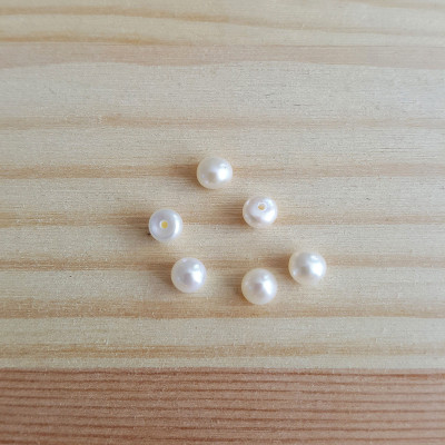 Perla sladkovodní bílá 4 - 4,5mm