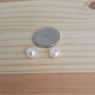 Perla sladkovodní přírodní bílá 7,5-8mm polovrtaná