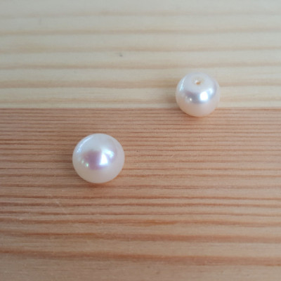 Perla sladkovodní přírodní bílá 8,5-9mm polovrtaná