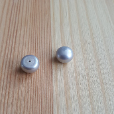 Perla sladkovodní přírodní šedá 9,5-10mm polovrtaná