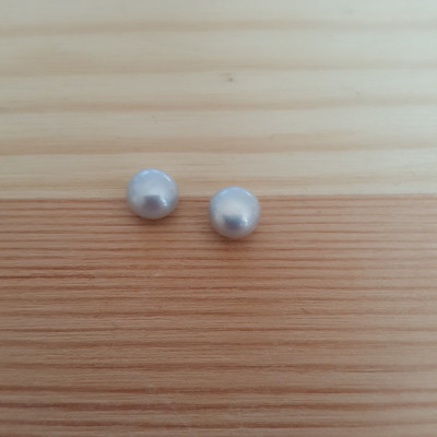 Perla sladkovodní šedá 5-5,5mm polovrtaná