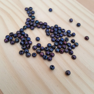 Pearl freshwater dark 2,5 - 3mm half drilled