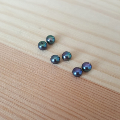 Pearl freshwater 4,5-5mm half drilled