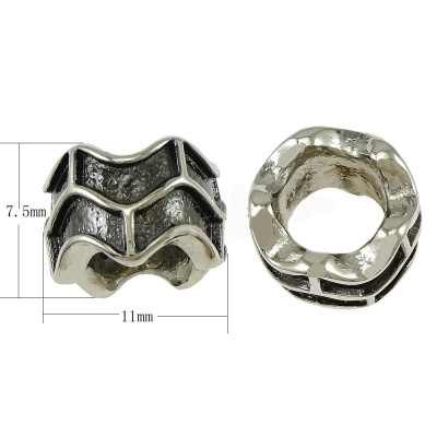 Bead with brick pattern, surgical steel