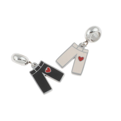 Pendant pants with a heart in two color variants surgical steel