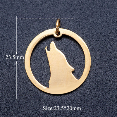 Wolf pendant in two color variants surgical steel