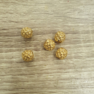 Korálek s mřížkou