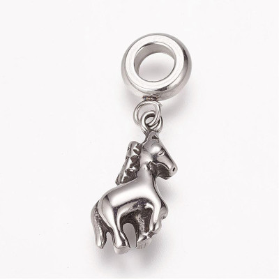 Foal pendant with eyelet made of surgical steel