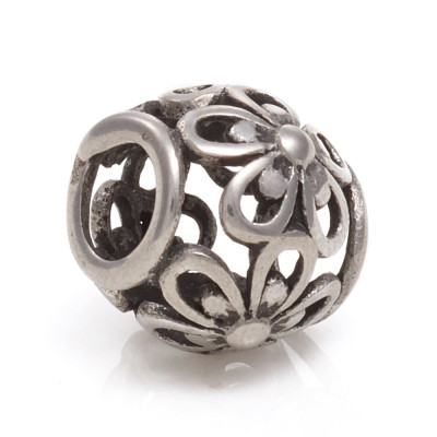 Bead cut flower surgical steel