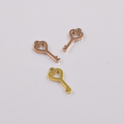 Key ring in three color variants