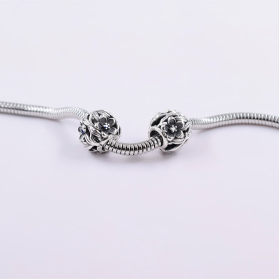 Bead with a large thread flower two color variants AG 925/1000