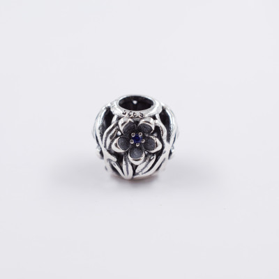 Bead with a large thread flower two color variants AG 925/1000