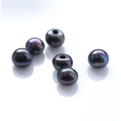 Freshwater natural pearl dark 4-4.5 mm semi-drilled