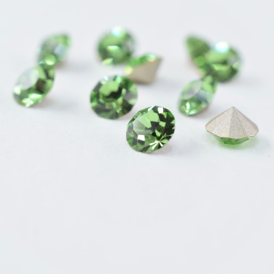 Preciosa SS24 Peridot chatons