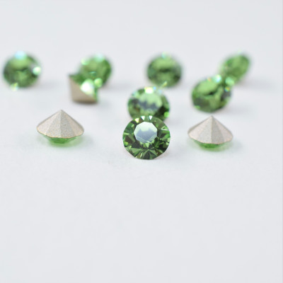 Preciosa SS24 Peridot chatons