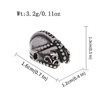 Bead knight's helmet decorated with surgical steel ornament