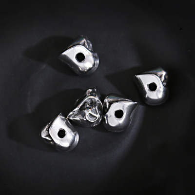 Bead helmet with surgical steel skull