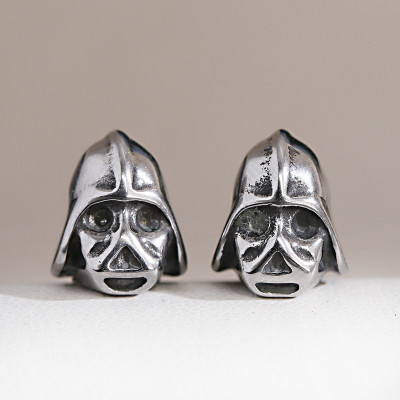 Bead helmet with surgical steel skull