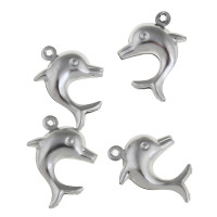 Pendant dolphin