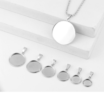 Pendant with bowl and flap of different sizes