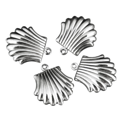 Pendant seashell ornament of surgical steel