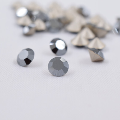 Preciosa SS24 Jet hematite chatons