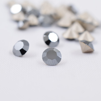 Preciosa SS24 Jet hematite chatons