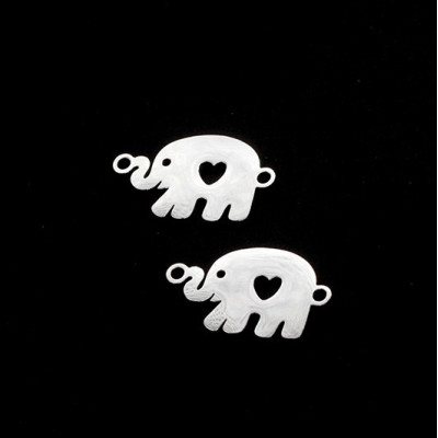 Elephant connector two color variants of surgical steel