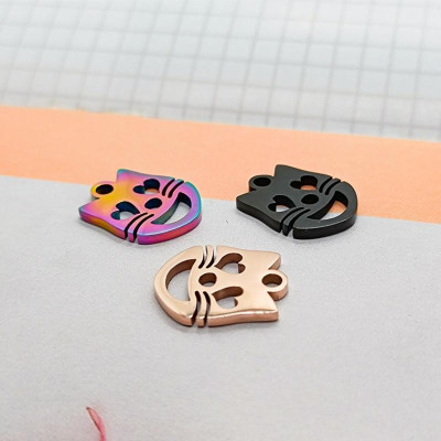 Cat pendant made of surgical steel five color combinations