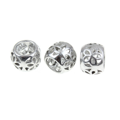 Bead with a cut flower surgical steel