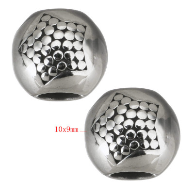 Large bead decorated with surgical steel star