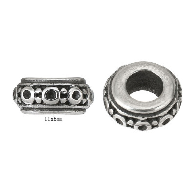Bead intermediate ring with surgical steel ornament