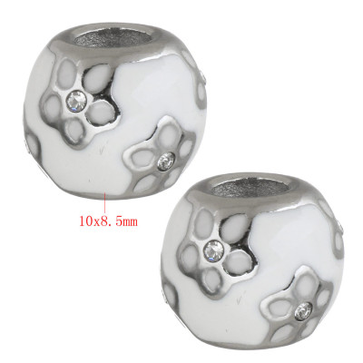 Bead with a silver flower surgical steel